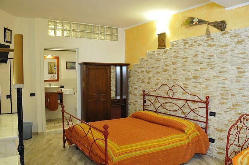 Michela Rooms Riomaggiore Dış mekan fotoğraf